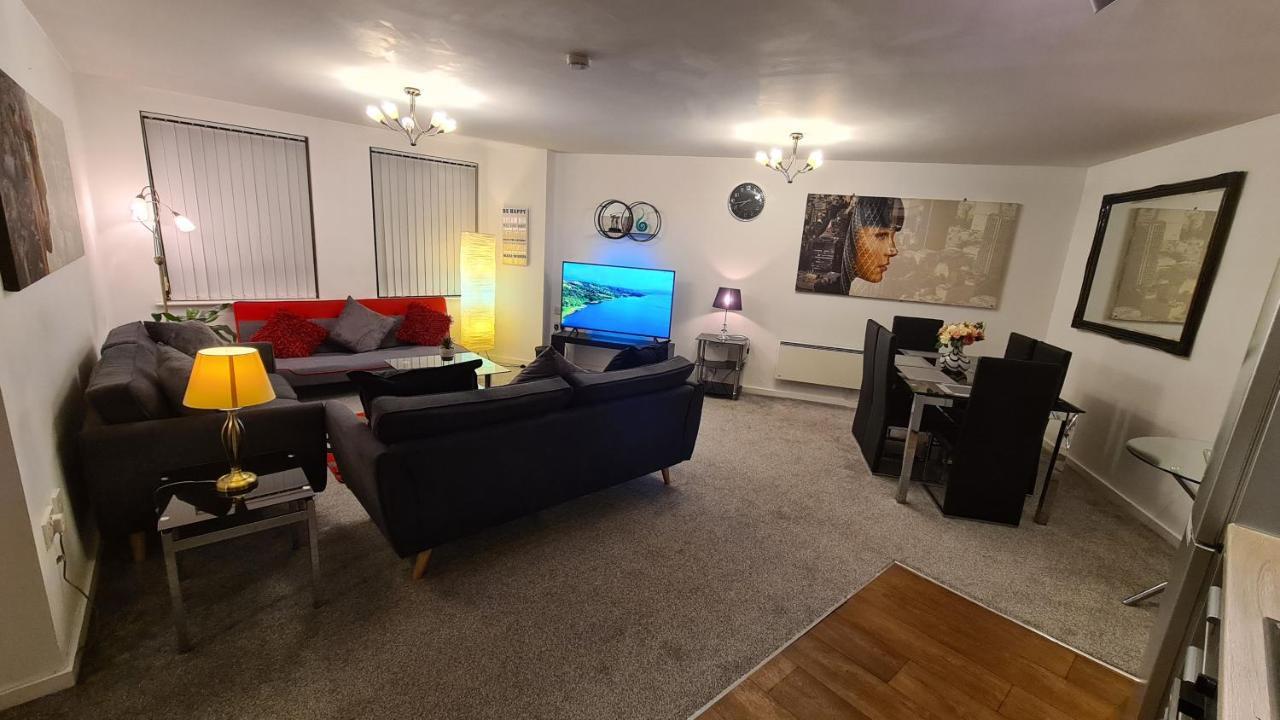 Luxury 2 Bed Apt With Free Wi-Fi & Parking Манчестер Экстерьер фото