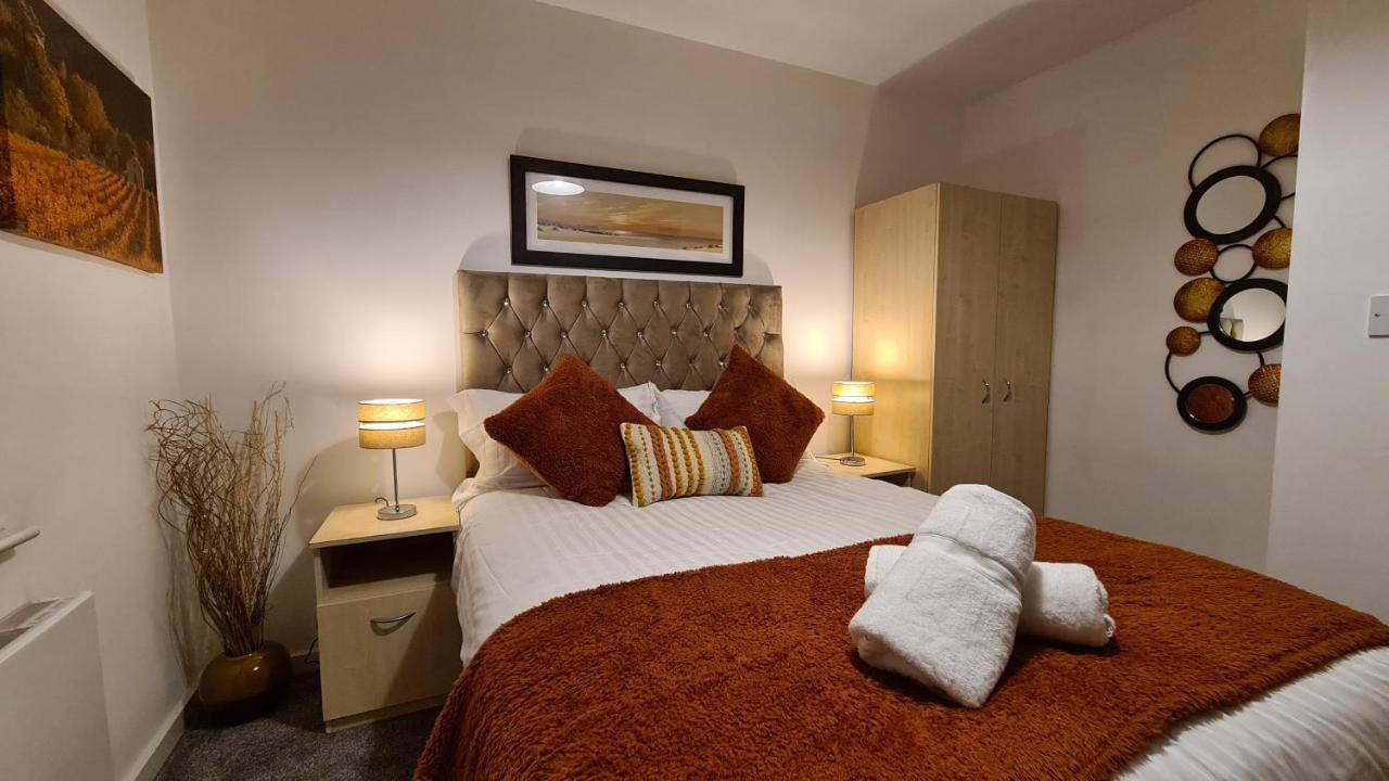 Luxury 2 Bed Apt With Free Wi-Fi & Parking Манчестер Экстерьер фото