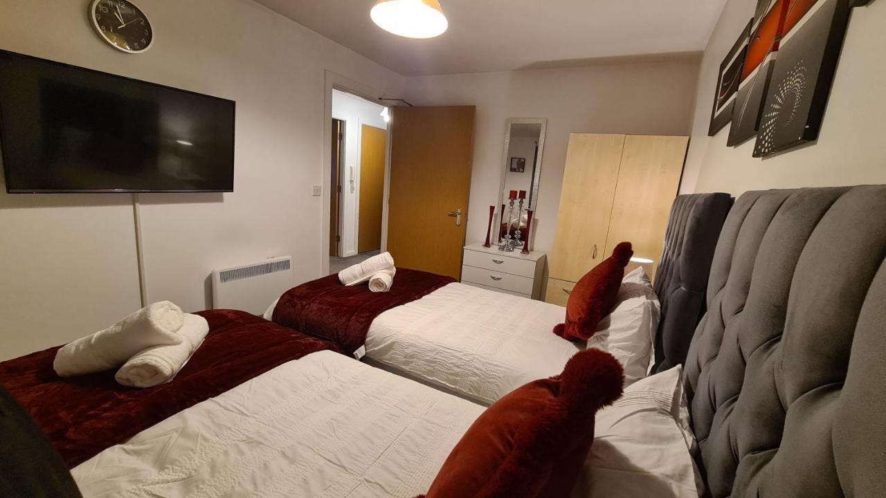 Luxury 2 Bed Apt With Free Wi-Fi & Parking Манчестер Экстерьер фото